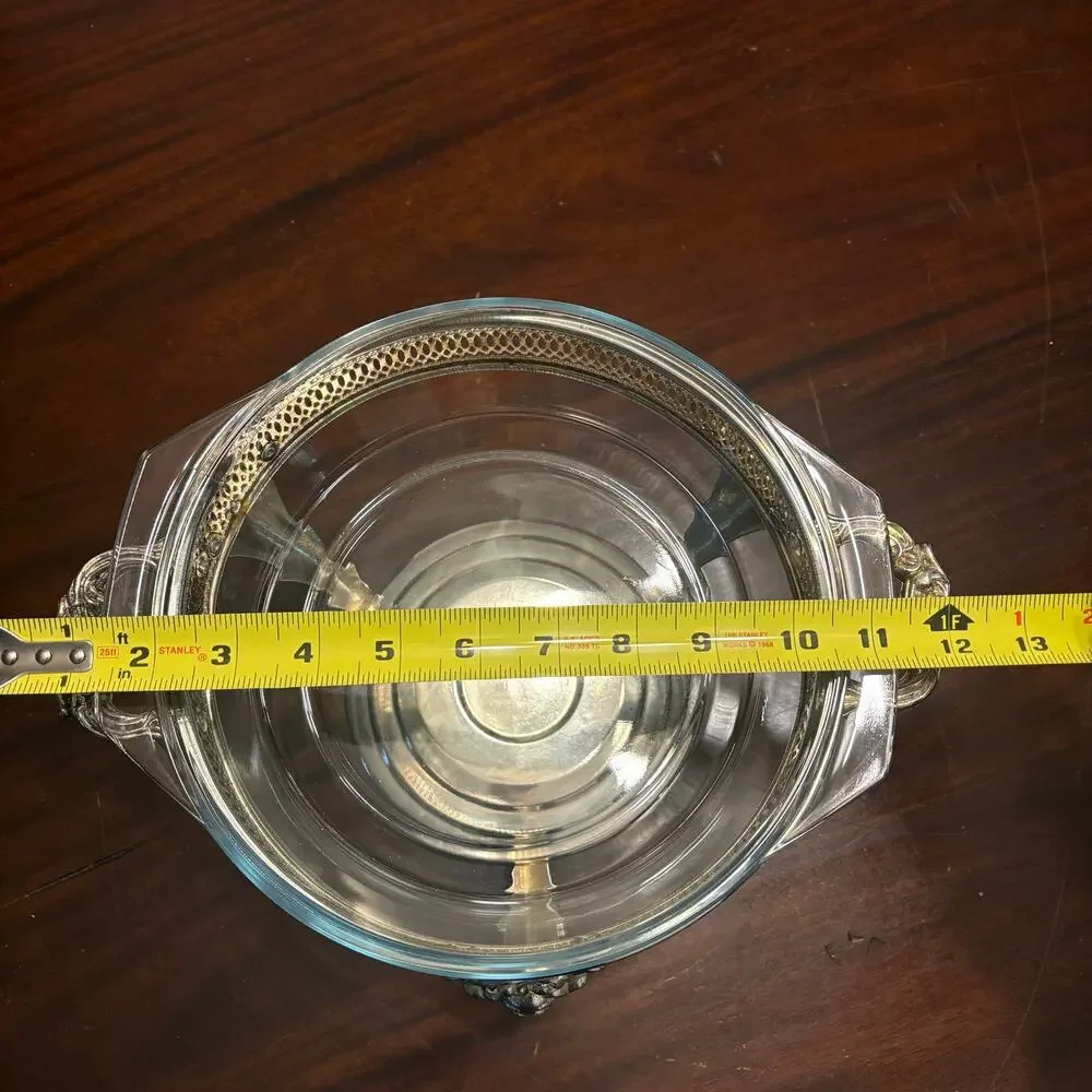 Vintage International Silver Co. 2-Quart Chafing Dish Food Warmer 7088DVC NIB